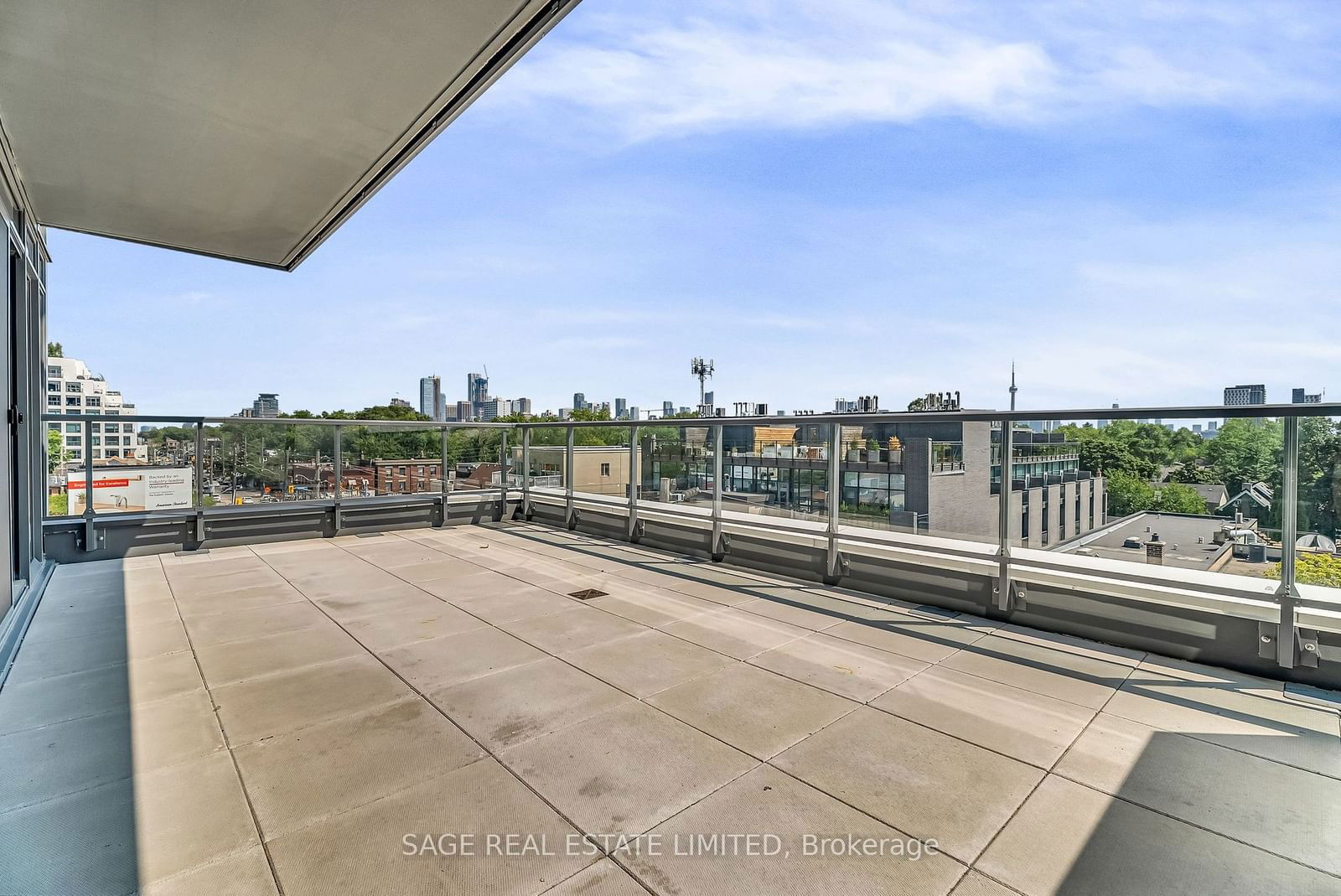 500 Dupont St, unit 416 for rent - image #29