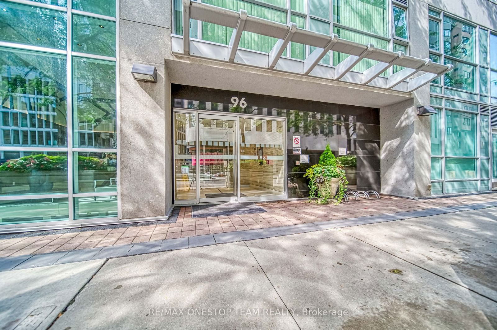 96 St Patrick St, unit 1616 for sale - image #3