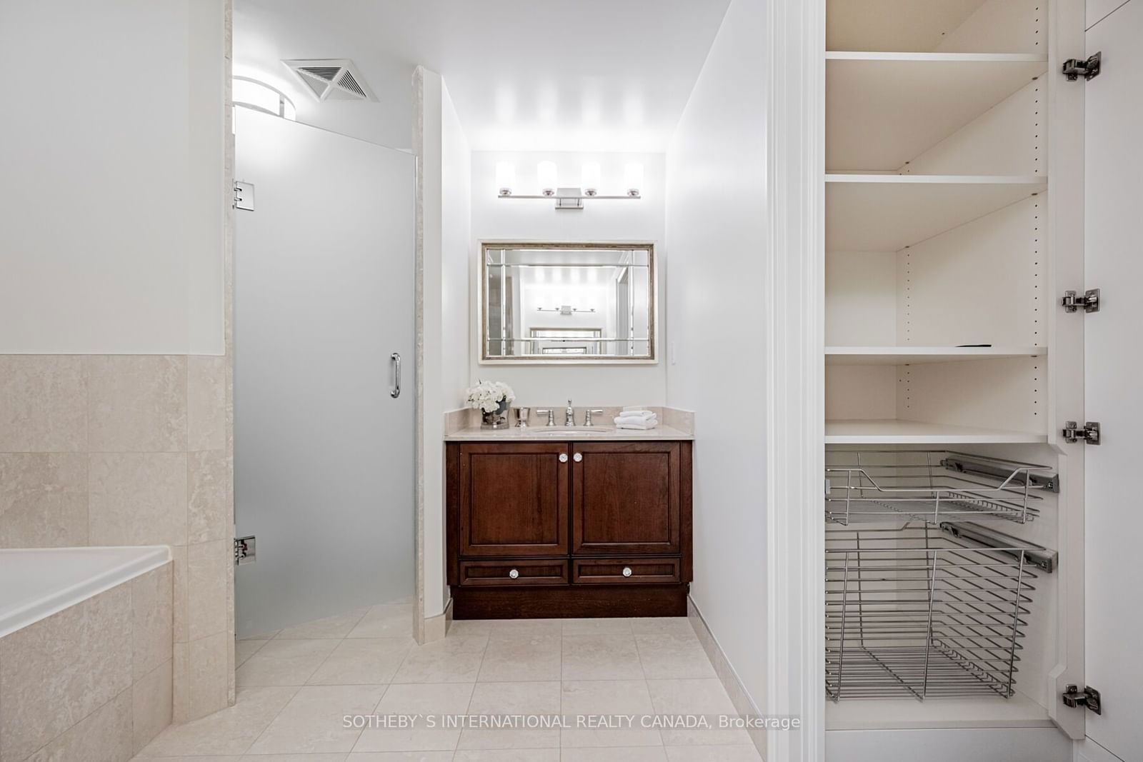 1 Bedford Rd, unit 811 for sale - image #31