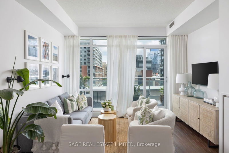 116 George St, unit 702 for sale - image #1