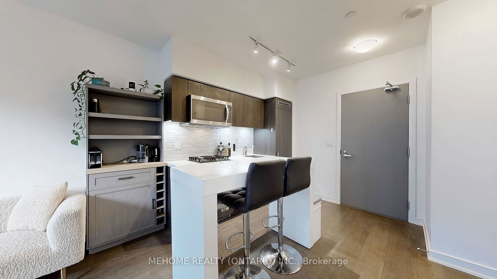 501 St. Clair Ave W, unit 204 for sale - image #8