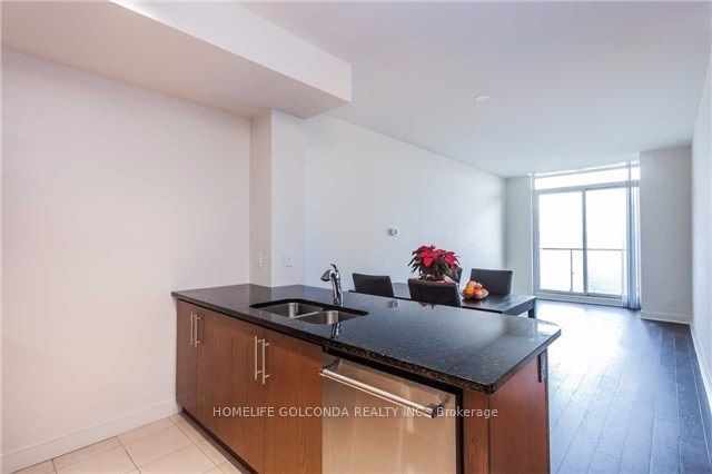 825 Church St, unit 710 for rent - image #1