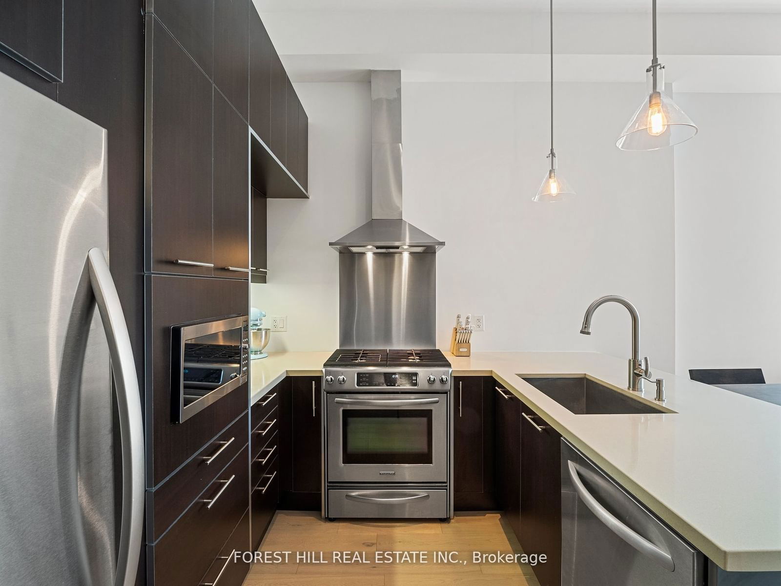 483 Dupont St, unit 112 for sale - image #14