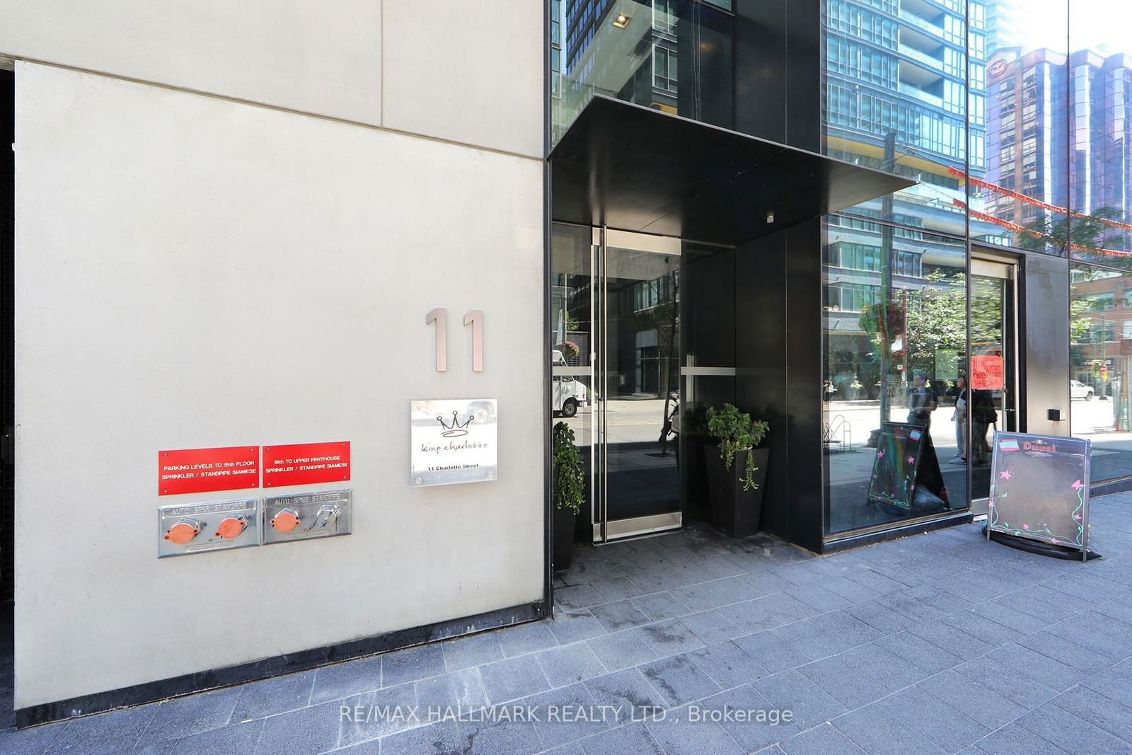 11 Charlotte St, unit 2604 for sale