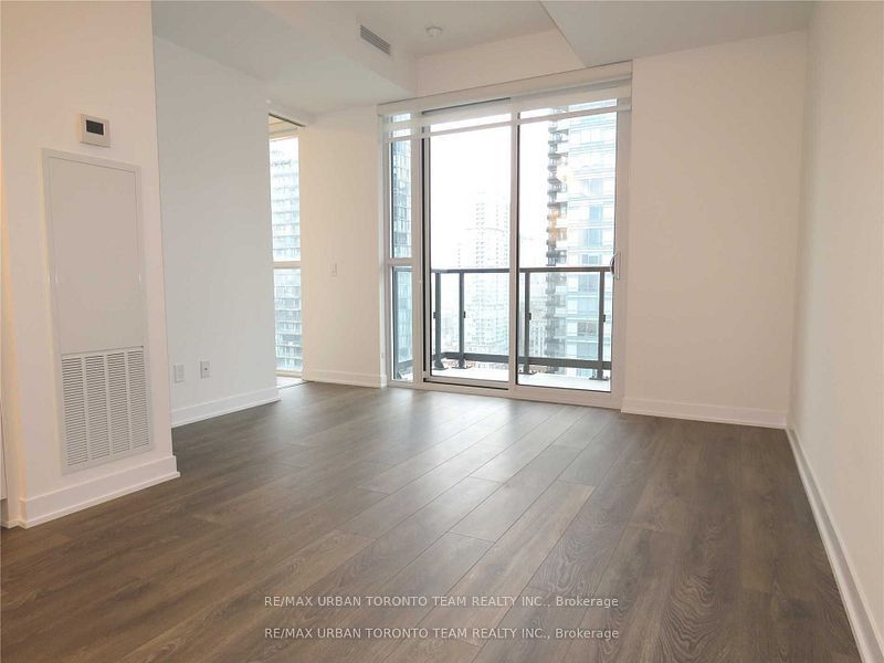 87 Peter St, unit 3311 for rent - image #10