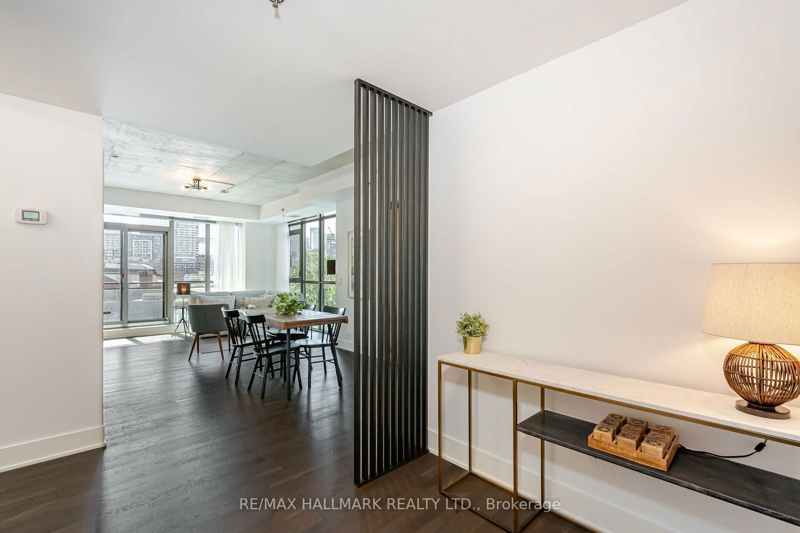 90 Trinity St, unit 401 for sale - image #16