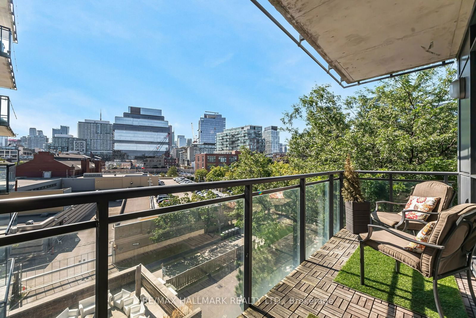 90 Trinity St, unit 401 for sale - image #22