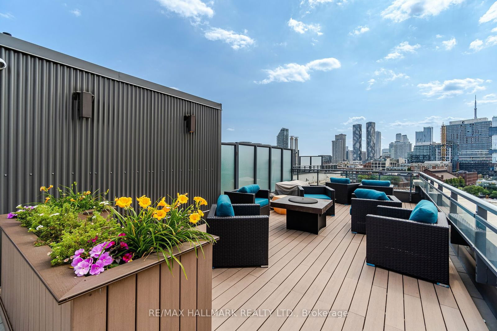 90 Trinity St, unit 401 for sale - image #28