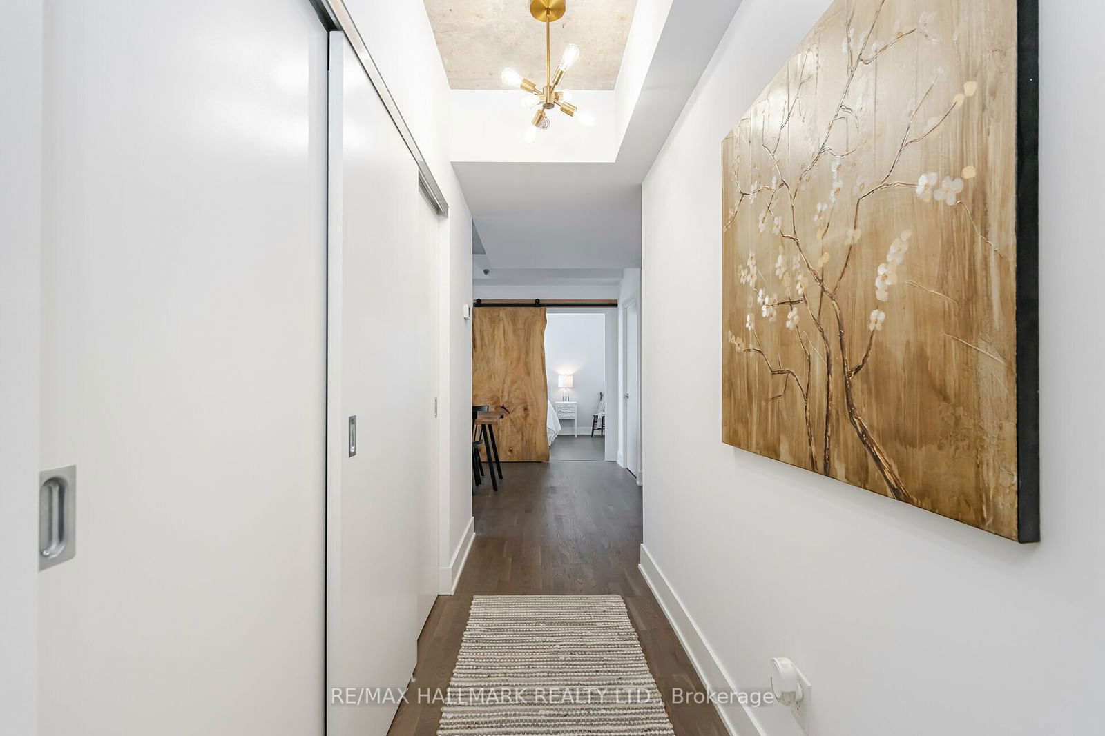 90 Trinity St, unit 401 for sale - image #7