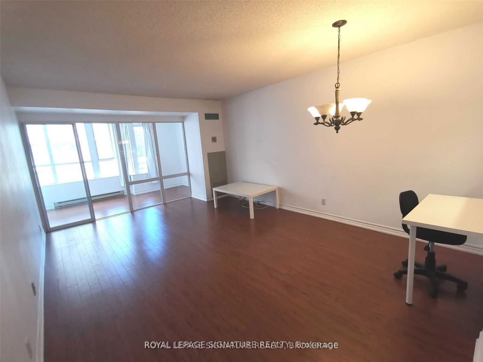 711 Bay St, unit 1412 for rent