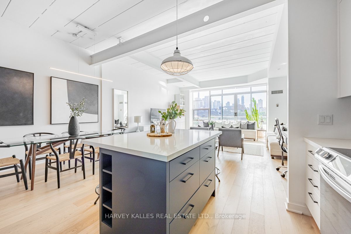 160 Baldwin St, unit 401 for sale - image #4