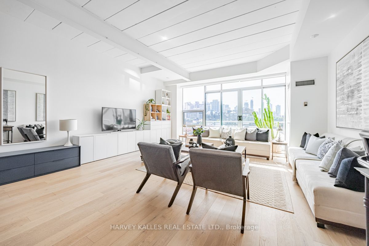 160 Baldwin St, unit 401 for sale - image #5