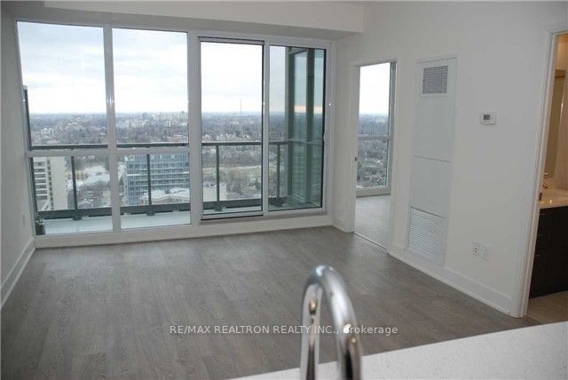 30 Roehampton Ave, unit 3004 for sale - image #2