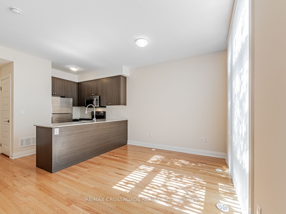 19 Eldora Ave, unit 49 for sale - image #13