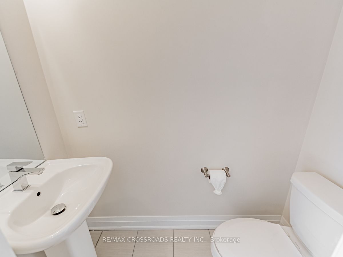 19 Eldora Ave, unit 49 for sale - image #23