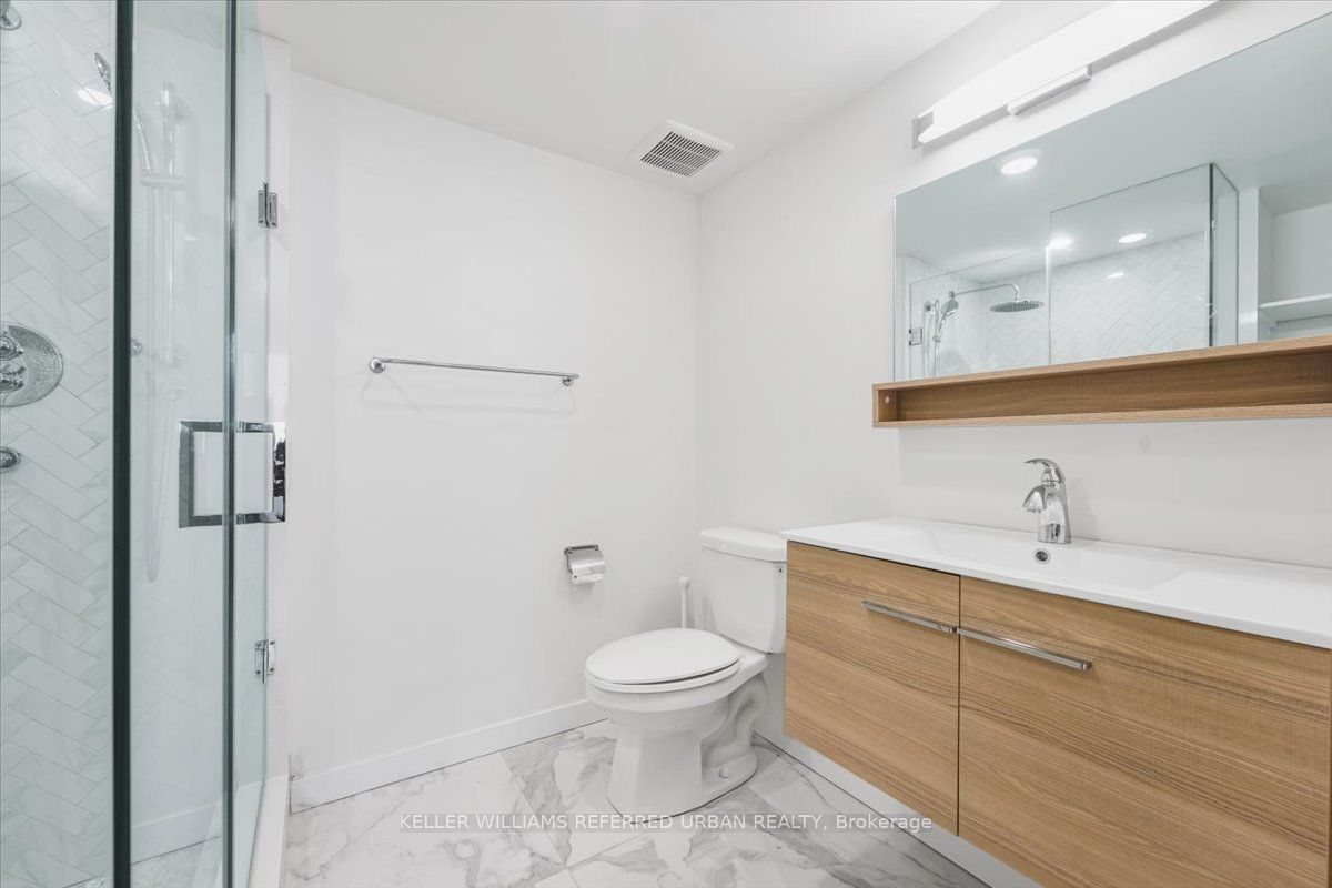 3000 Bathurst St, unit 1401 for sale