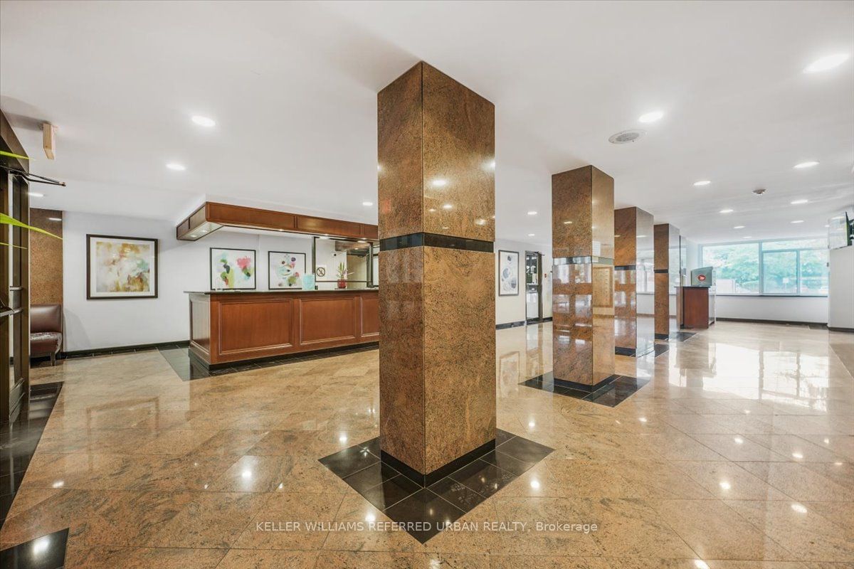 3000 Bathurst St, unit 1401 for sale