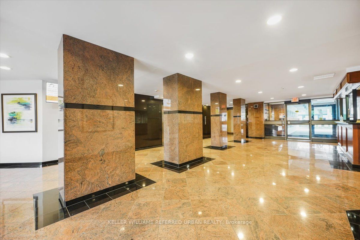 3000 Bathurst St, unit 1401 for sale