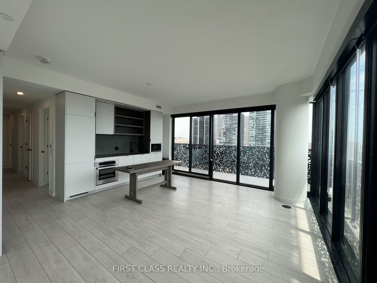 55 Charles St E, unit 2803 for rent - image #2