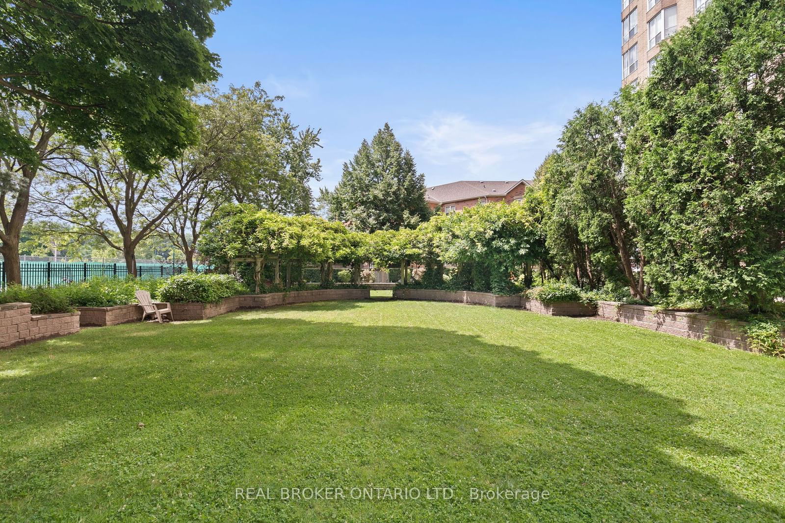 21 Overlea Blvd, unit 1308 for sale - image #30