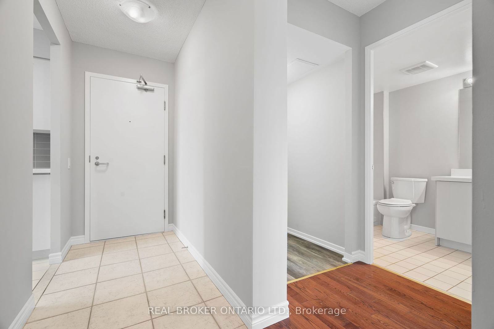 21 Overlea Blvd, unit 1308 for sale - image #7