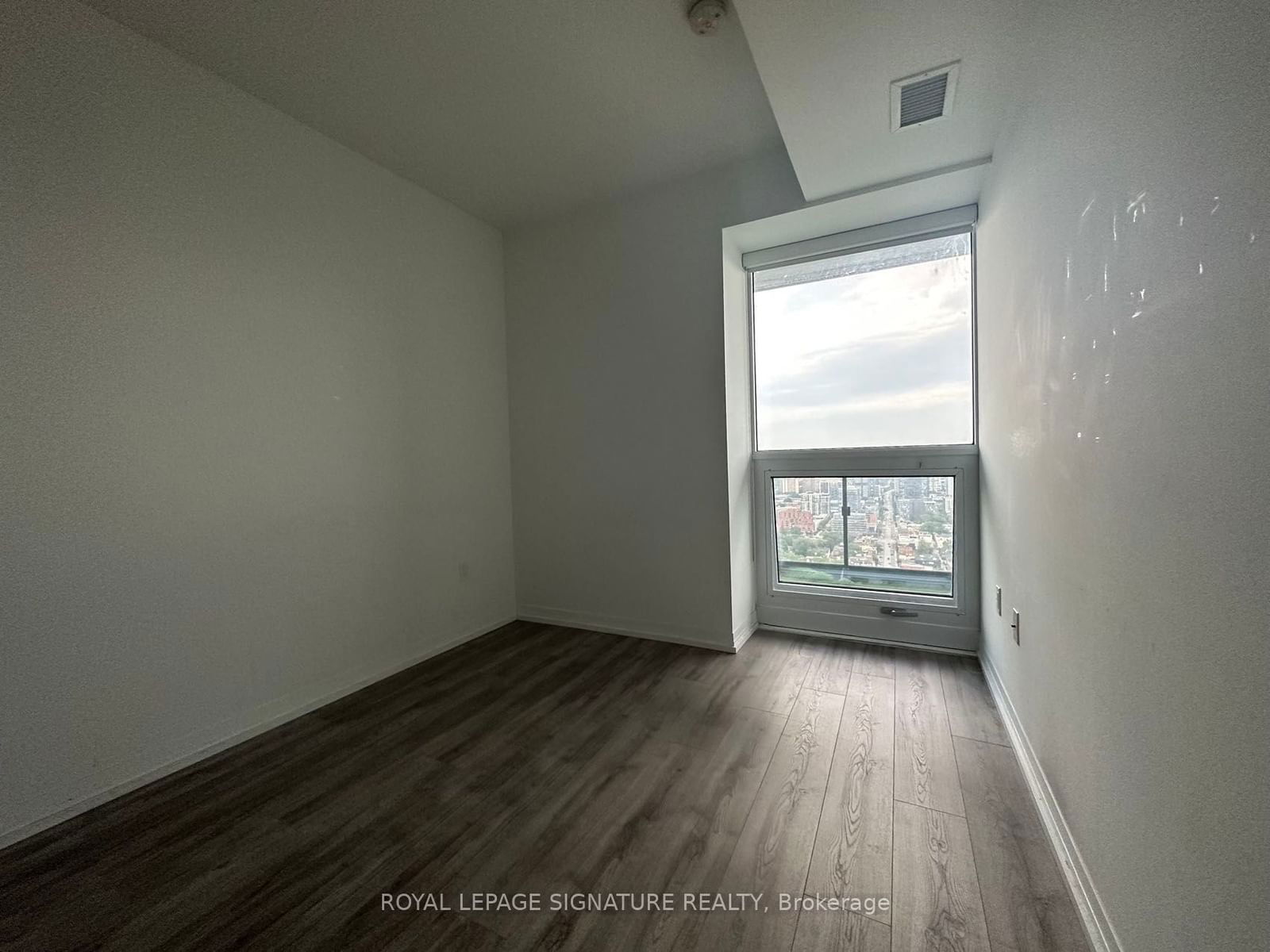 251 Jarvis St, unit 3813 for rent - image #5