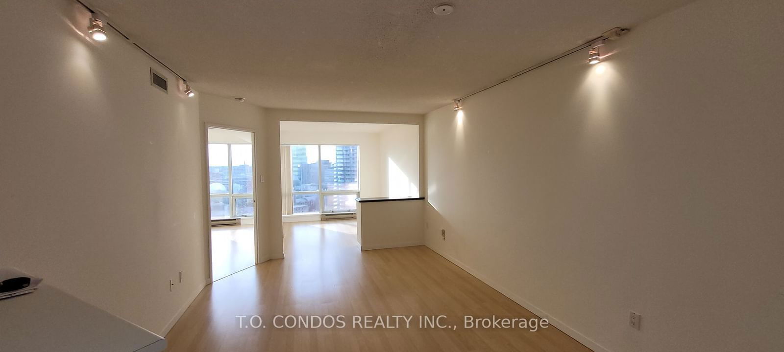 1001 Bay St, unit 2002 for sale