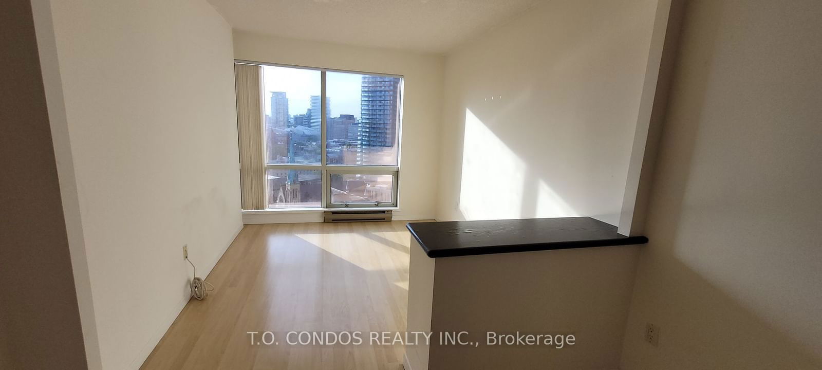 1001 Bay St, unit 2002 for sale