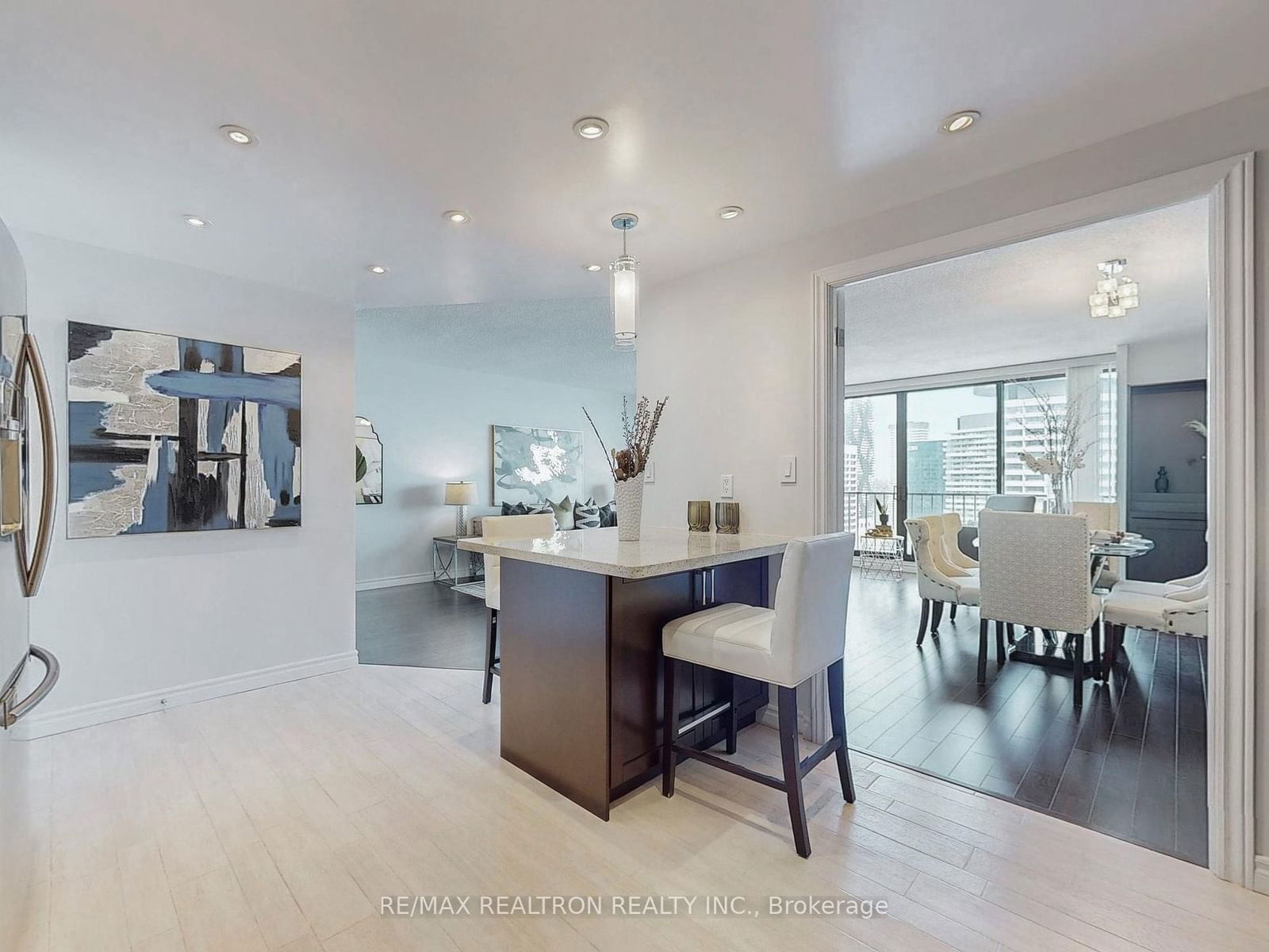 33 Harbour Sq, unit 3004 for sale - image #11