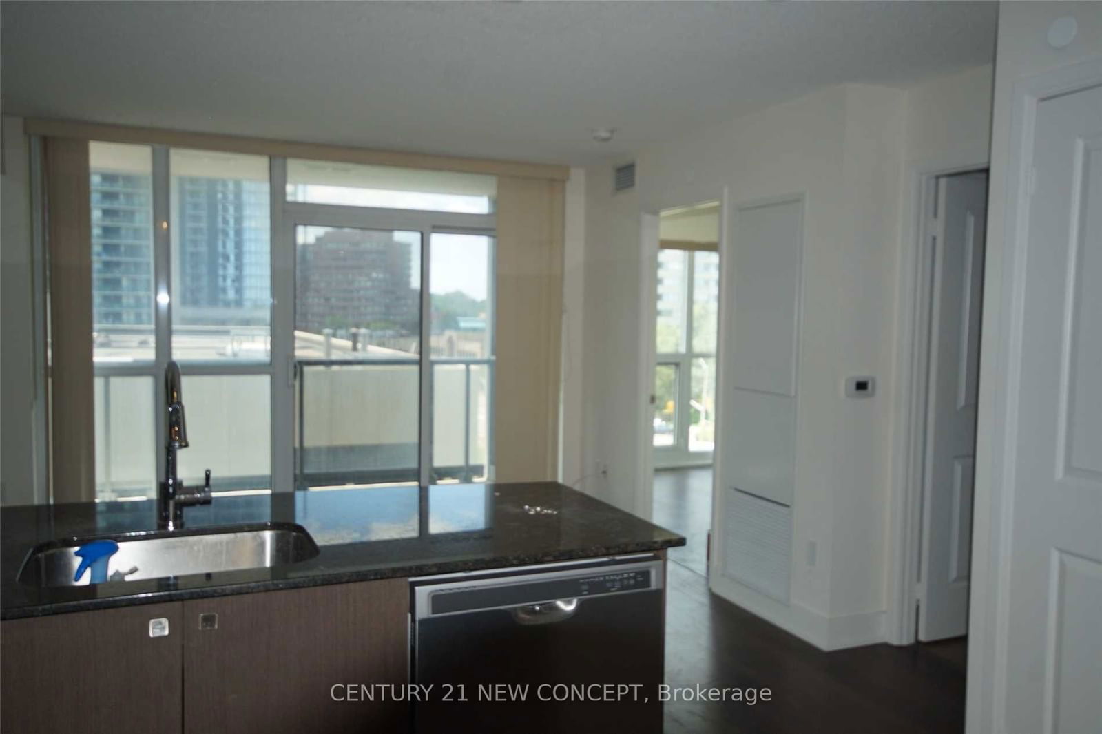 88 Sheppard Ave E, unit 606 for rent