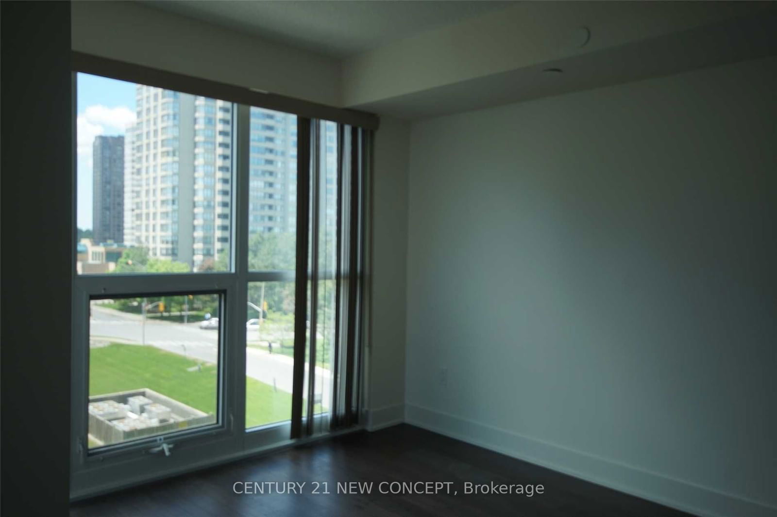 88 Sheppard Ave E, unit 606 for rent