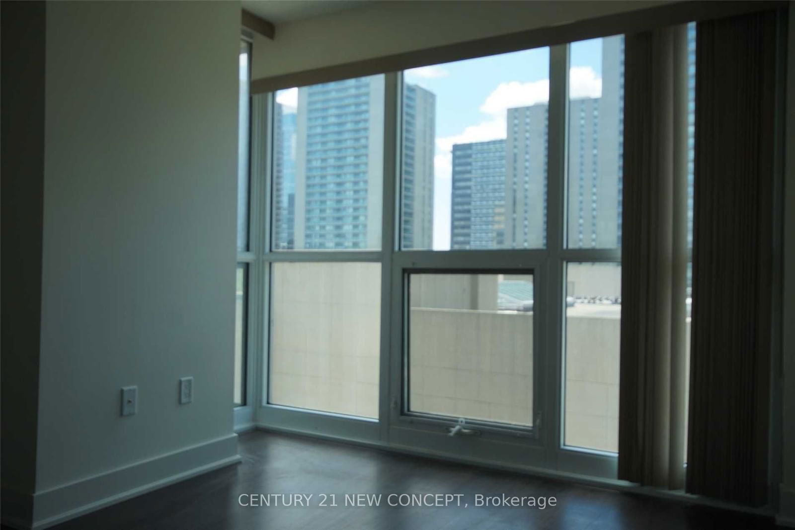 88 Sheppard Ave E, unit 606 for rent