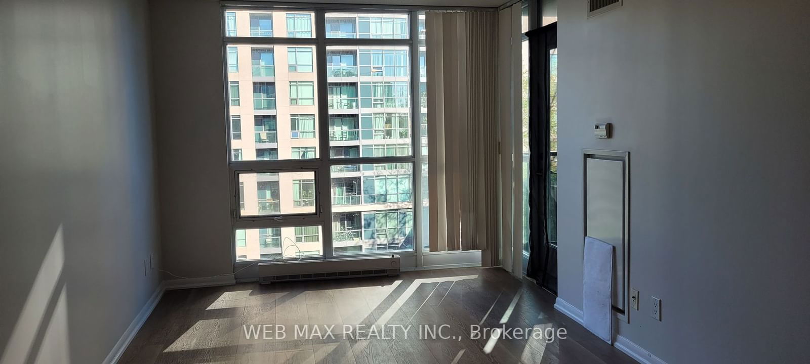 231 Fort York Blvd, unit 1006 for rent - image #25