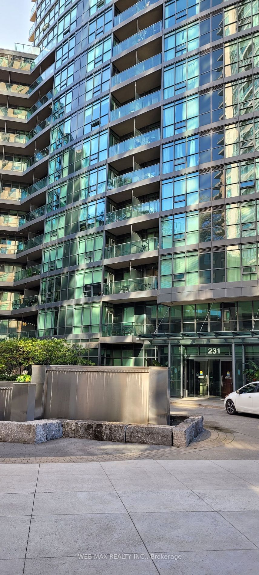 231 Fort York Blvd, unit 1006 for rent - image #3