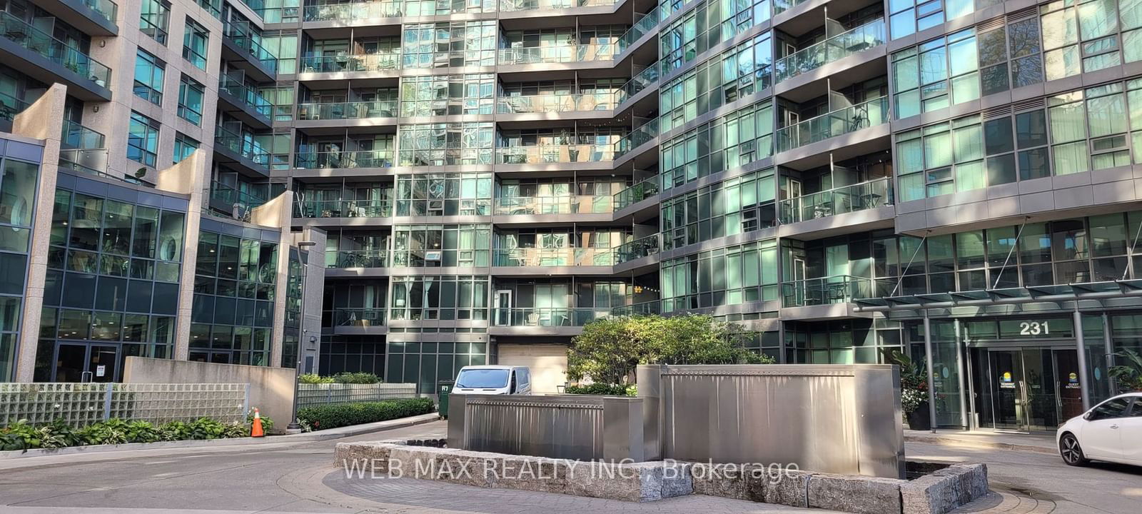 231 Fort York Blvd, unit 1006 for rent - image #4