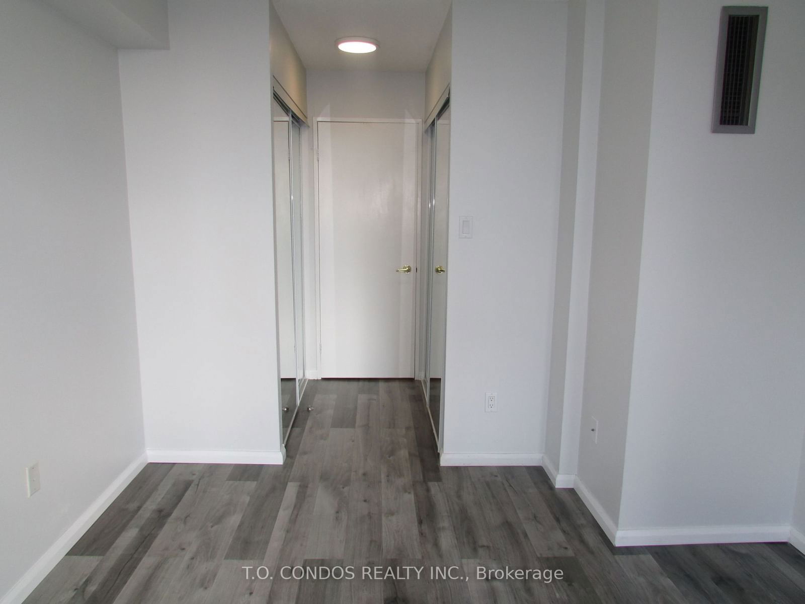 44 St Joseph St, unit 1417 for rent - image #8