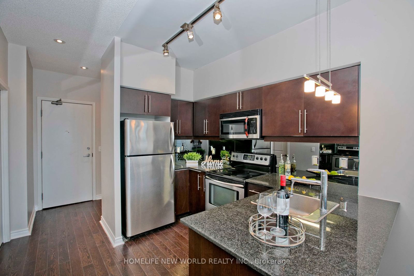 2885 Bayview Ave, unit 807 for sale - image #7