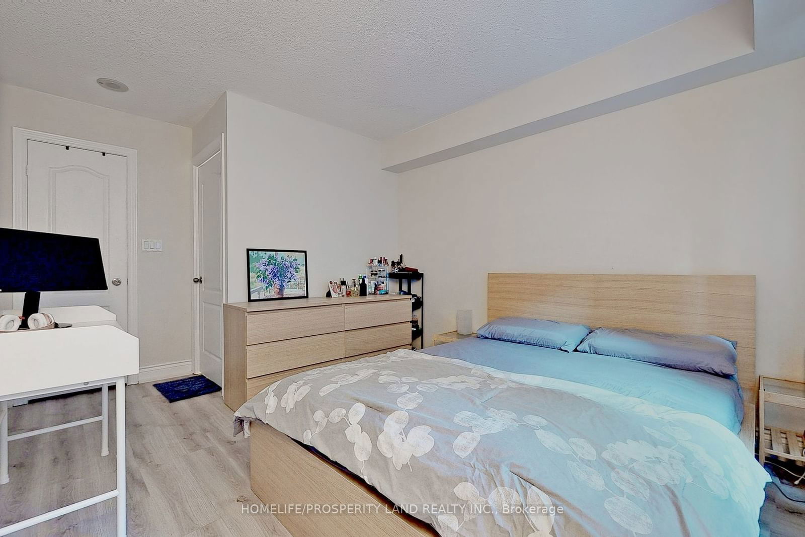 188 Doris Ave, unit 203 for rent - image #17