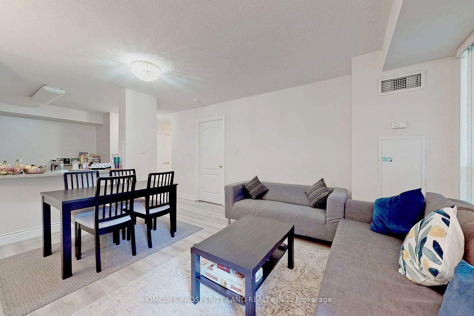 188 Doris Ave, unit 203 for rent - image #8