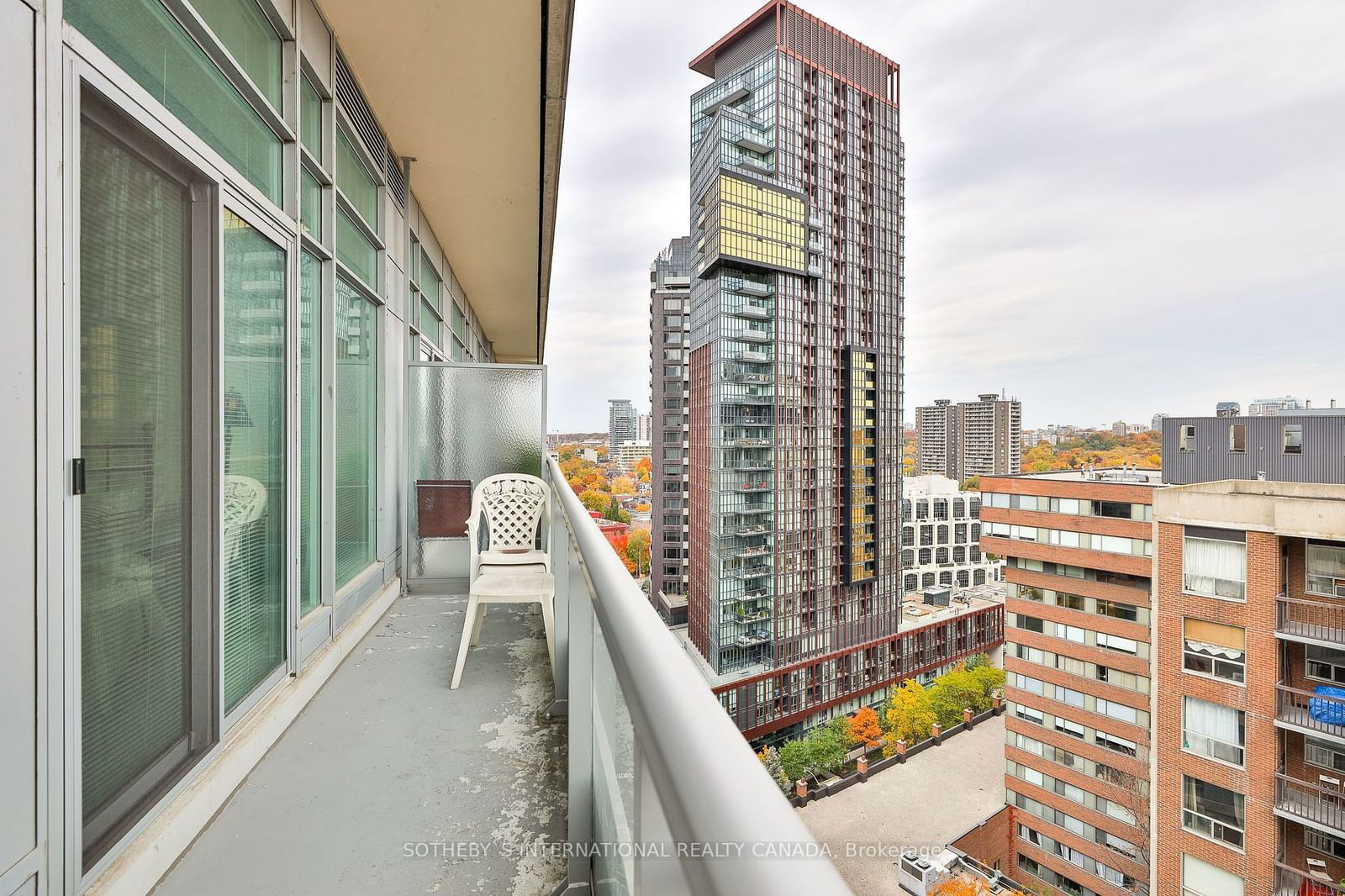 8 Scollard St, unit Ph 201 for sale - image #13