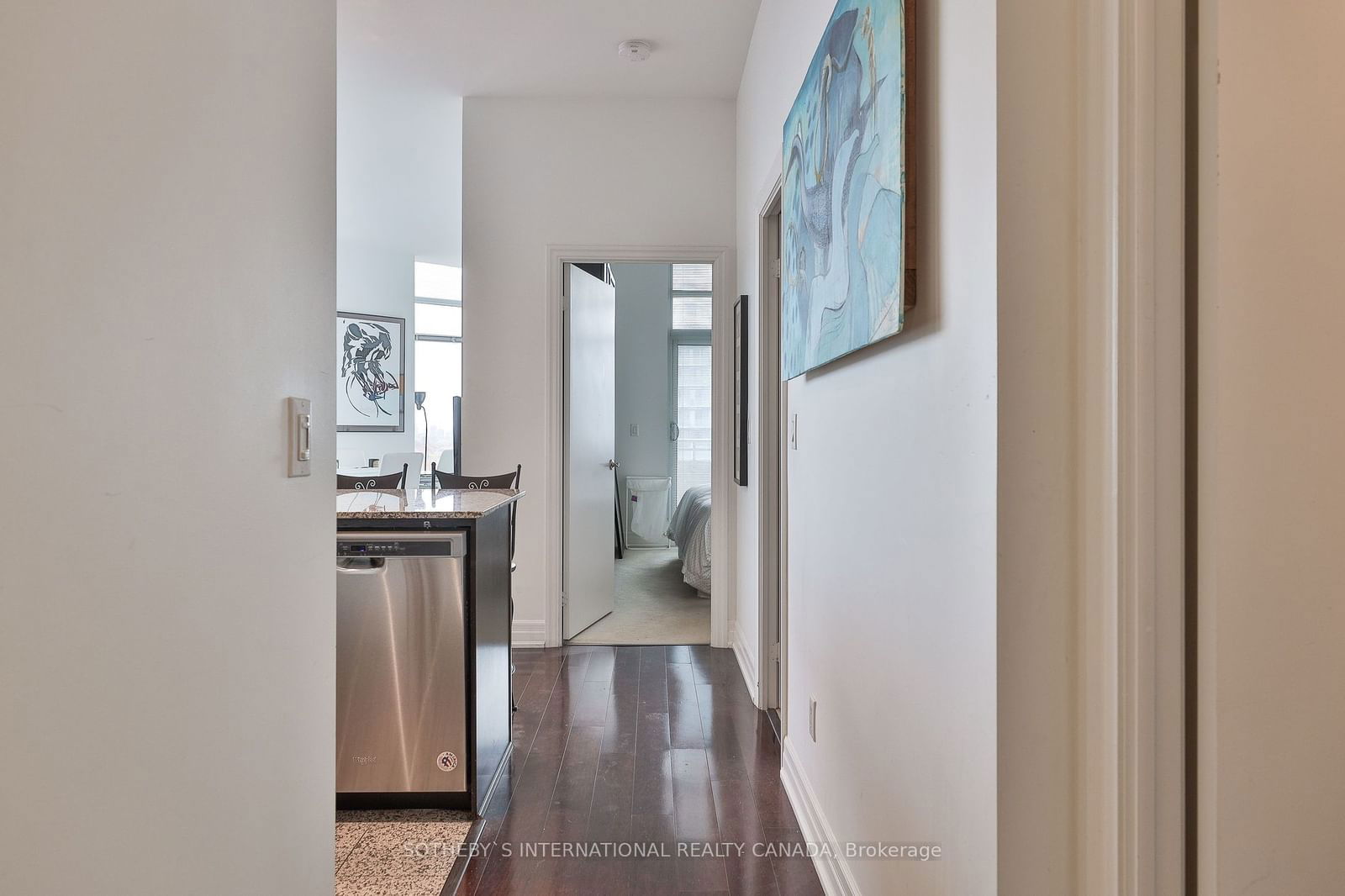 8 Scollard St, unit Ph 201 for sale - image #3