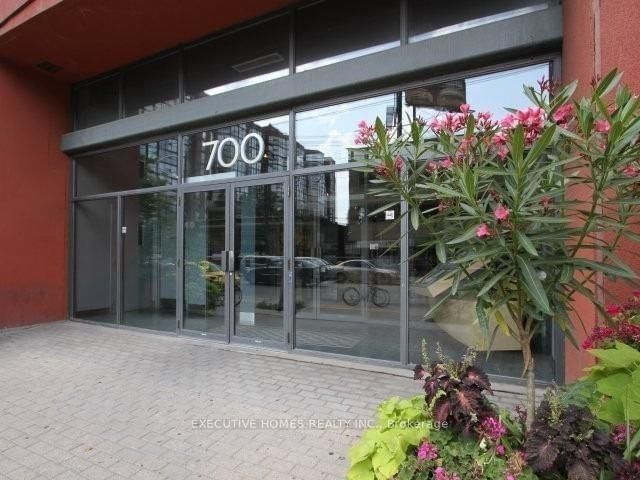 700 King St W, unit 1004 for rent - image #3