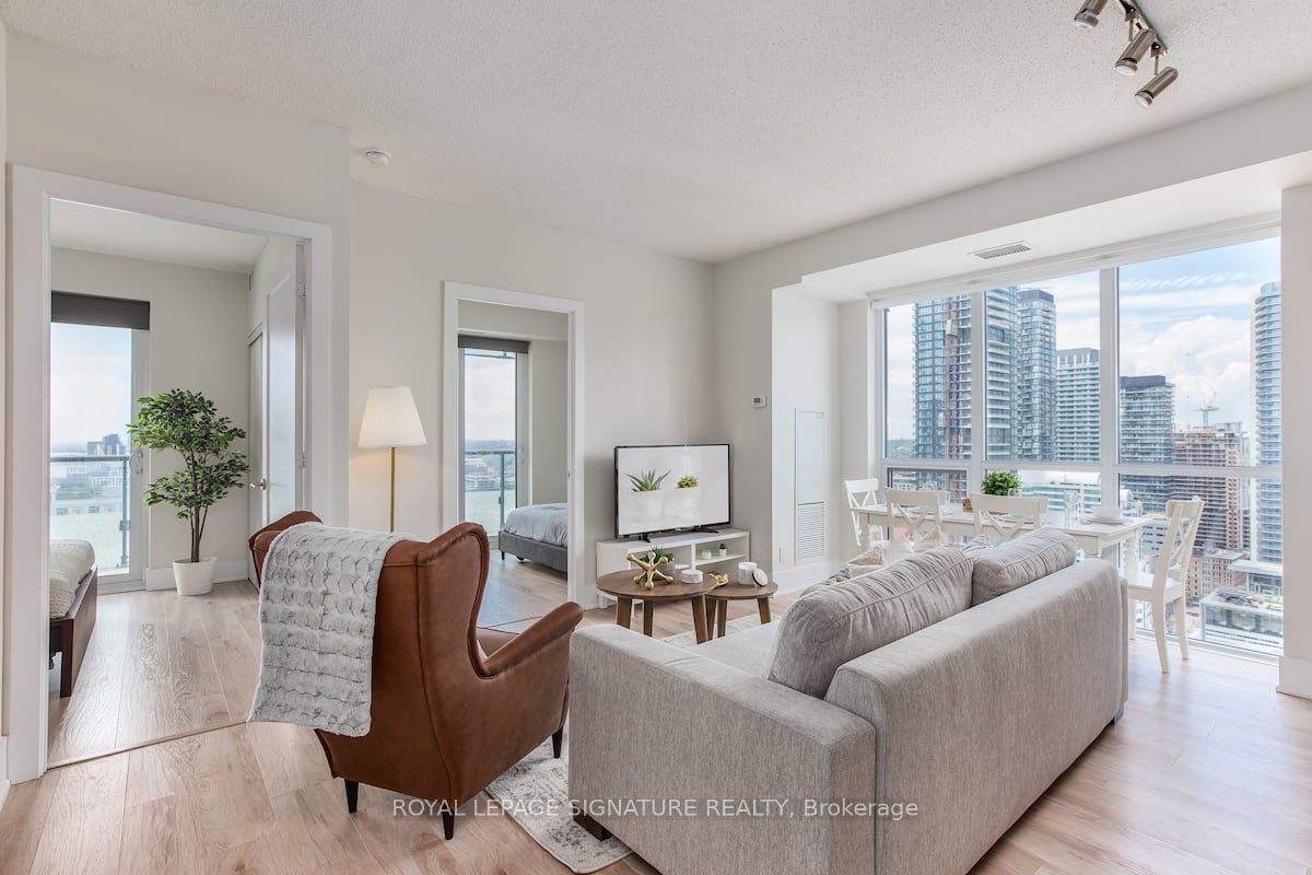 300 Front St, unit 2904 for sale