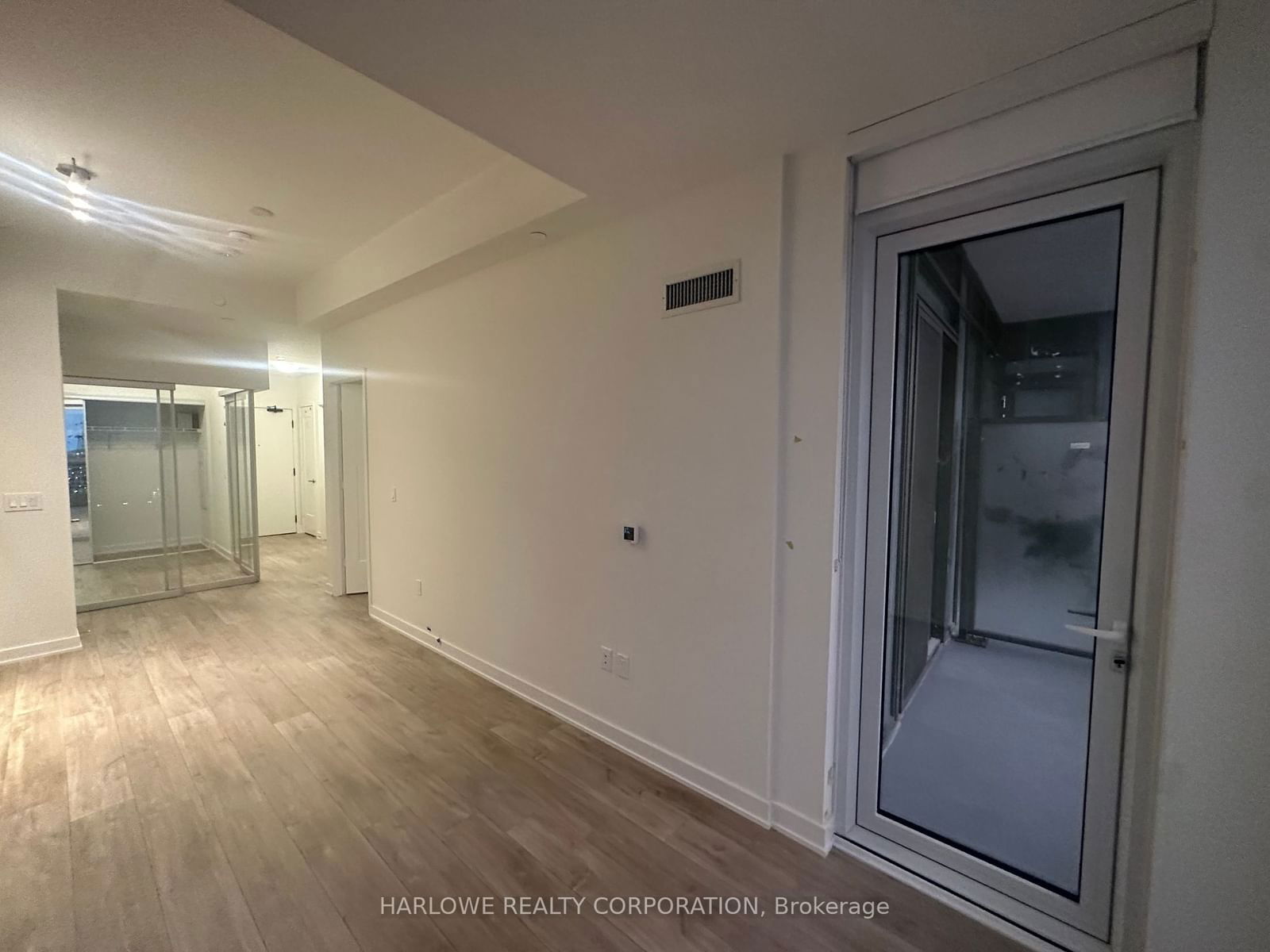 70 Princess St, unit 1711 E for rent - image #6