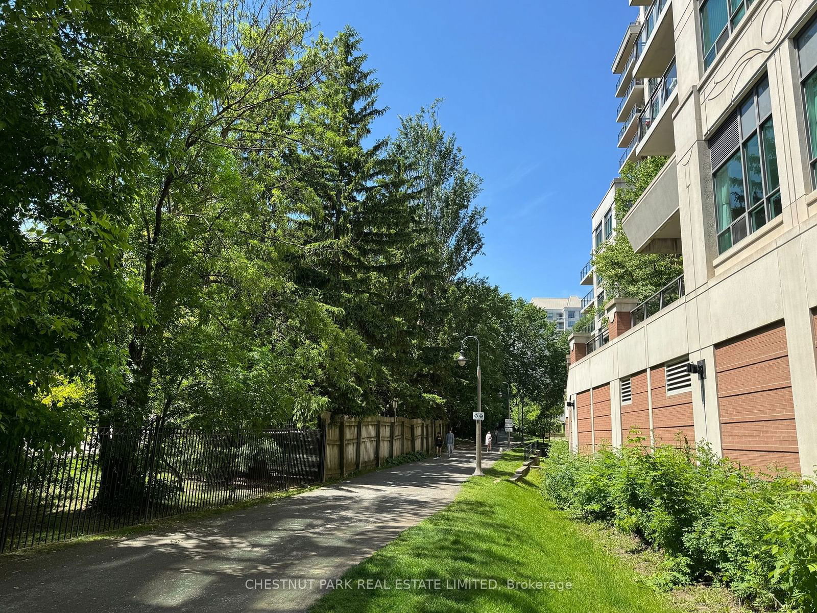 319 Merton St, unit 514 for rent - image #29