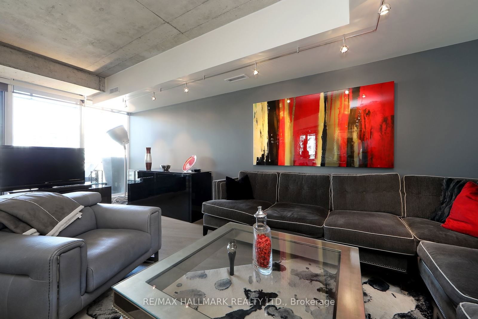 318 King St E, unit 1104 for sale - image #12