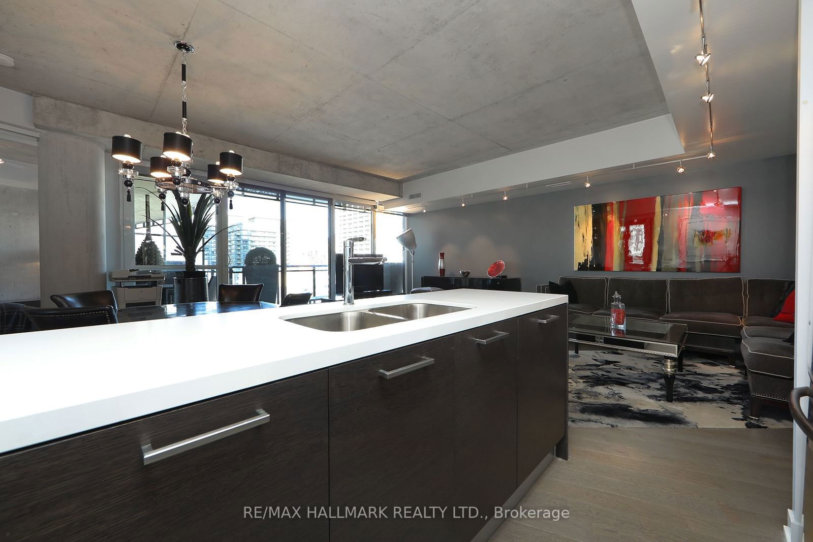 318 King St E, unit 1104 for sale - image #21