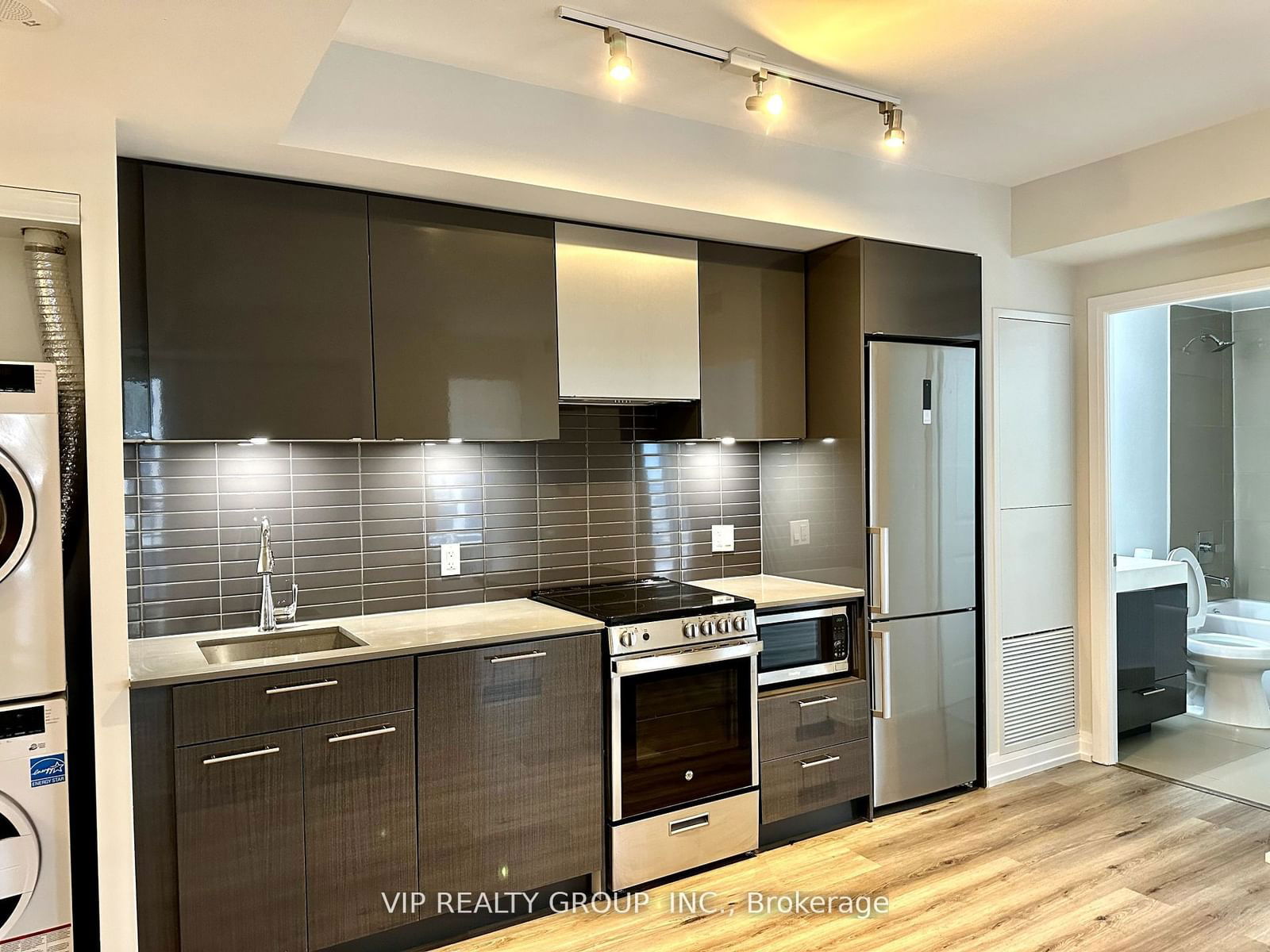 251 Jarvis St, unit 3203 for sale