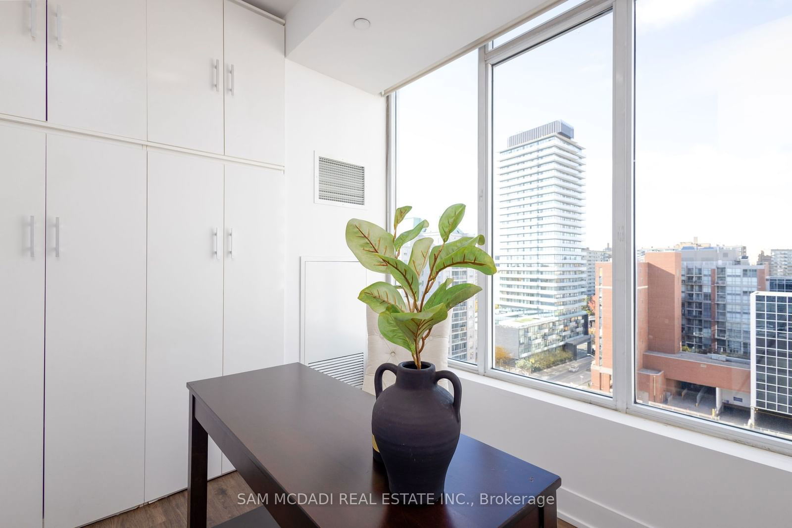 68 Merton St, unit 1107 for sale - image #12