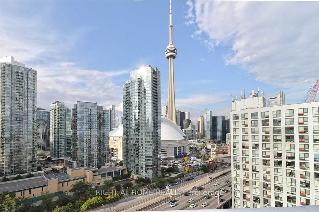 410 Queens Quay W, unit 910 for rent - image #2